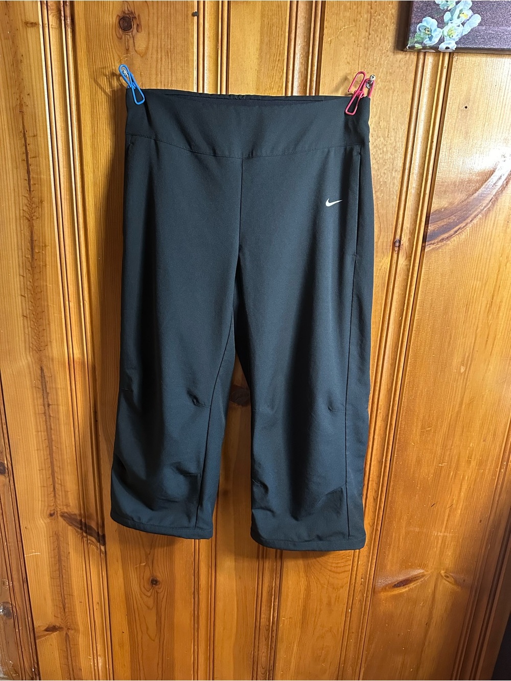 Nike Black Girls' Cropped Athletic Leggings